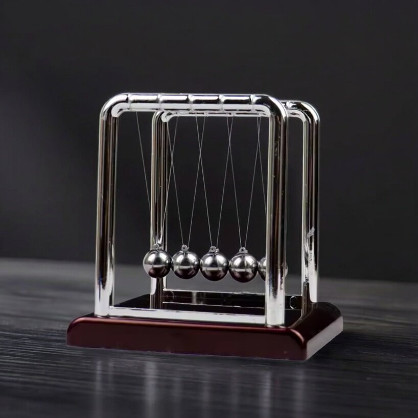 Cuna de Newton, Péndulo de Equ - Newton Cradle Large reseña y precio